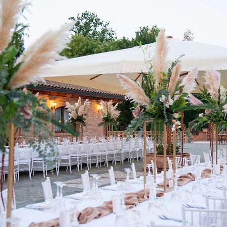 La Tenuta Di Trimalcione Pofi Bagian luar foto