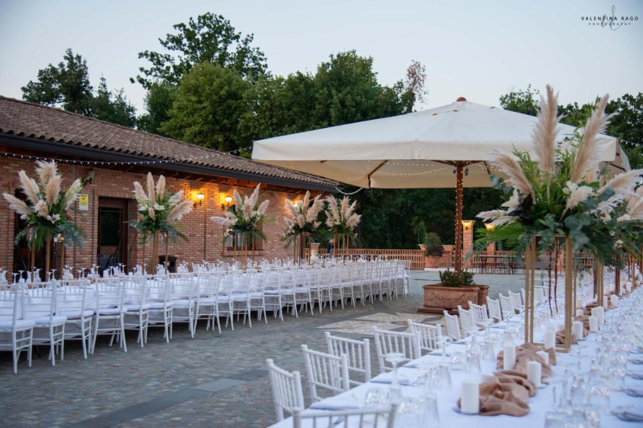 La Tenuta Di Trimalcione Pofi Bagian luar foto