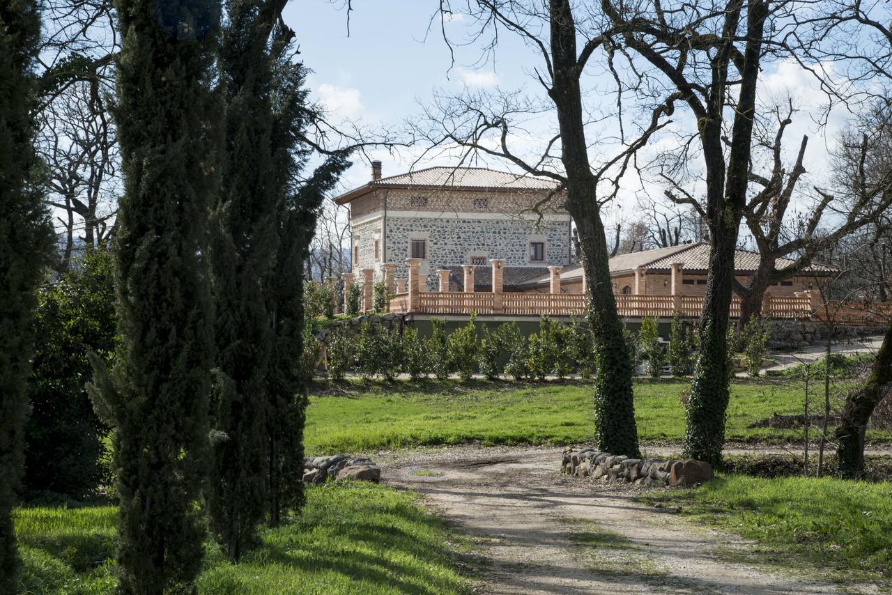 La Tenuta Di Trimalcione Pofi Bagian luar foto