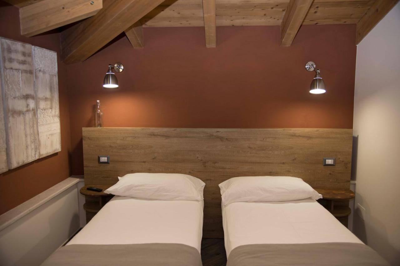 La Tenuta Di Trimalcione Pofi Bagian luar foto